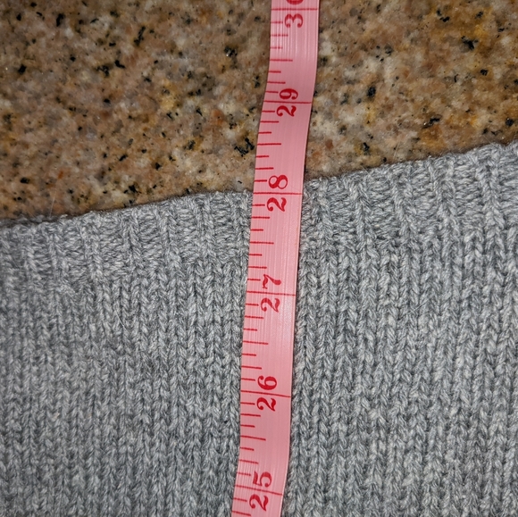 VTG Royal Silk Knit Pencil Skirt Size Small - Silk Angora Blend with Button Slit - Picture 7 of 7